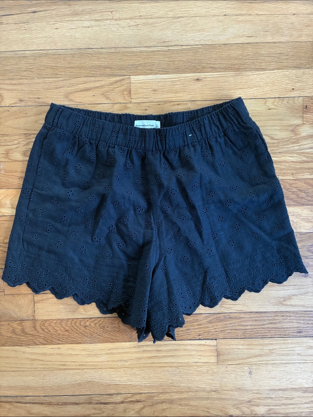 Abercrombie Eyelet Linen Blend Shorts Large Scalloped Hem High Rise Lined